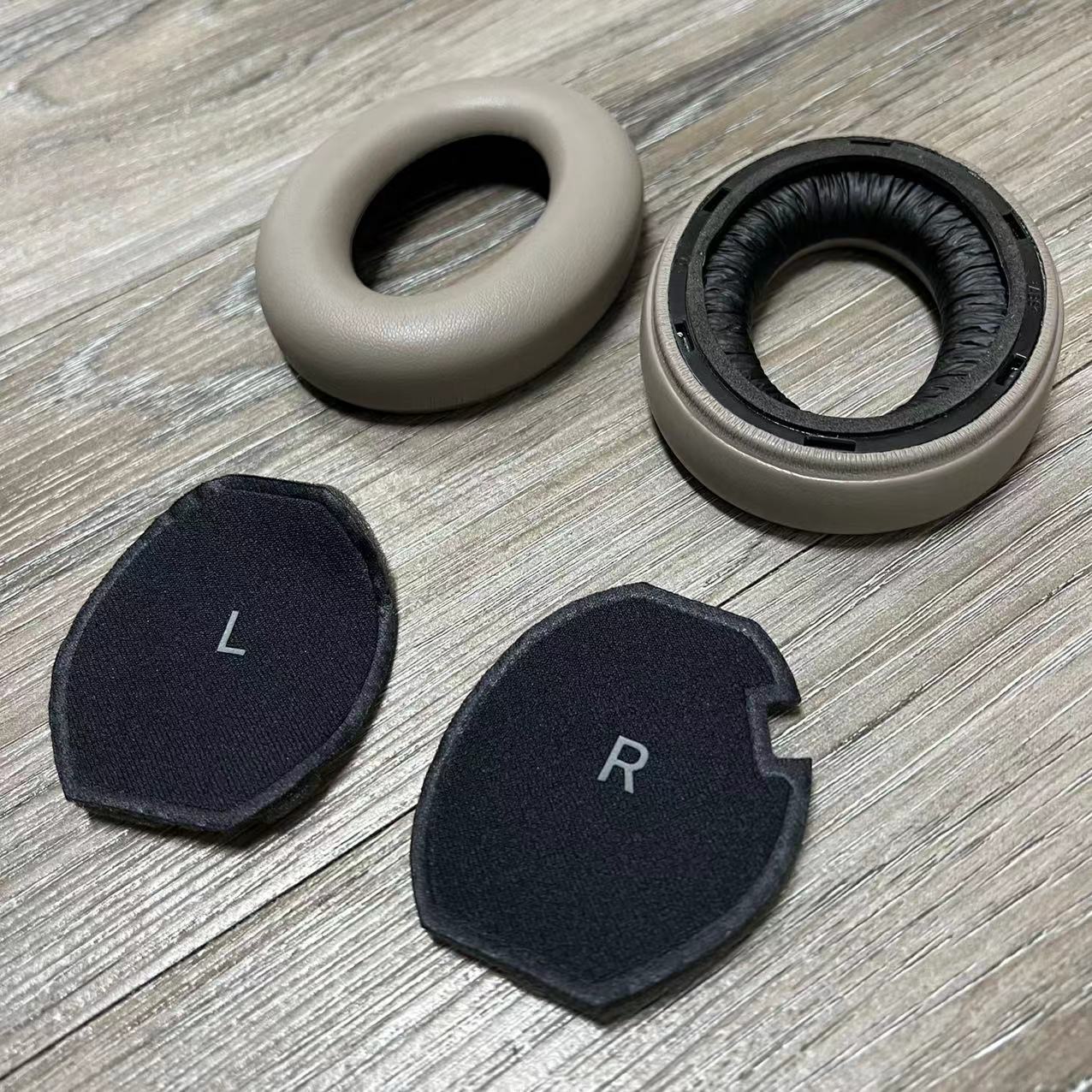 Almohadillas de piel de oveja  - Sennheiser Headphone Momentum 4 reseña y precio